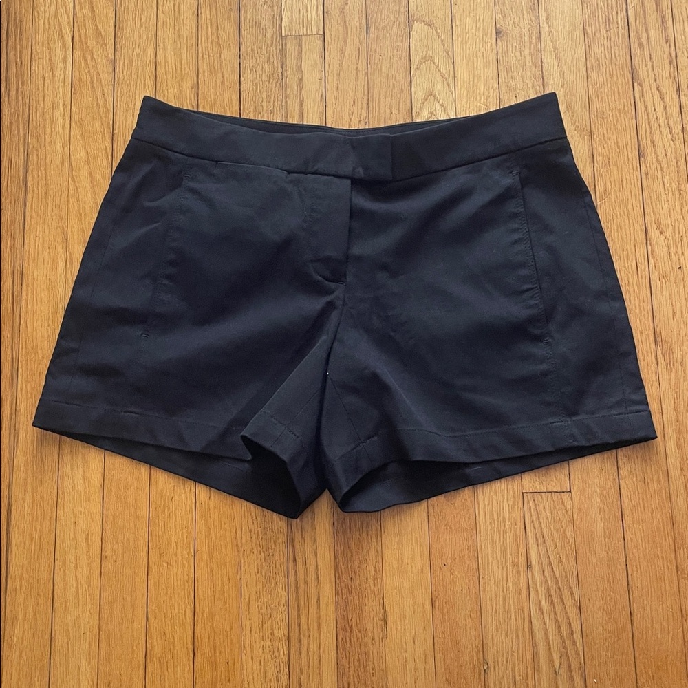 Theory Noalda Bistretch Black Shorts - Size 2